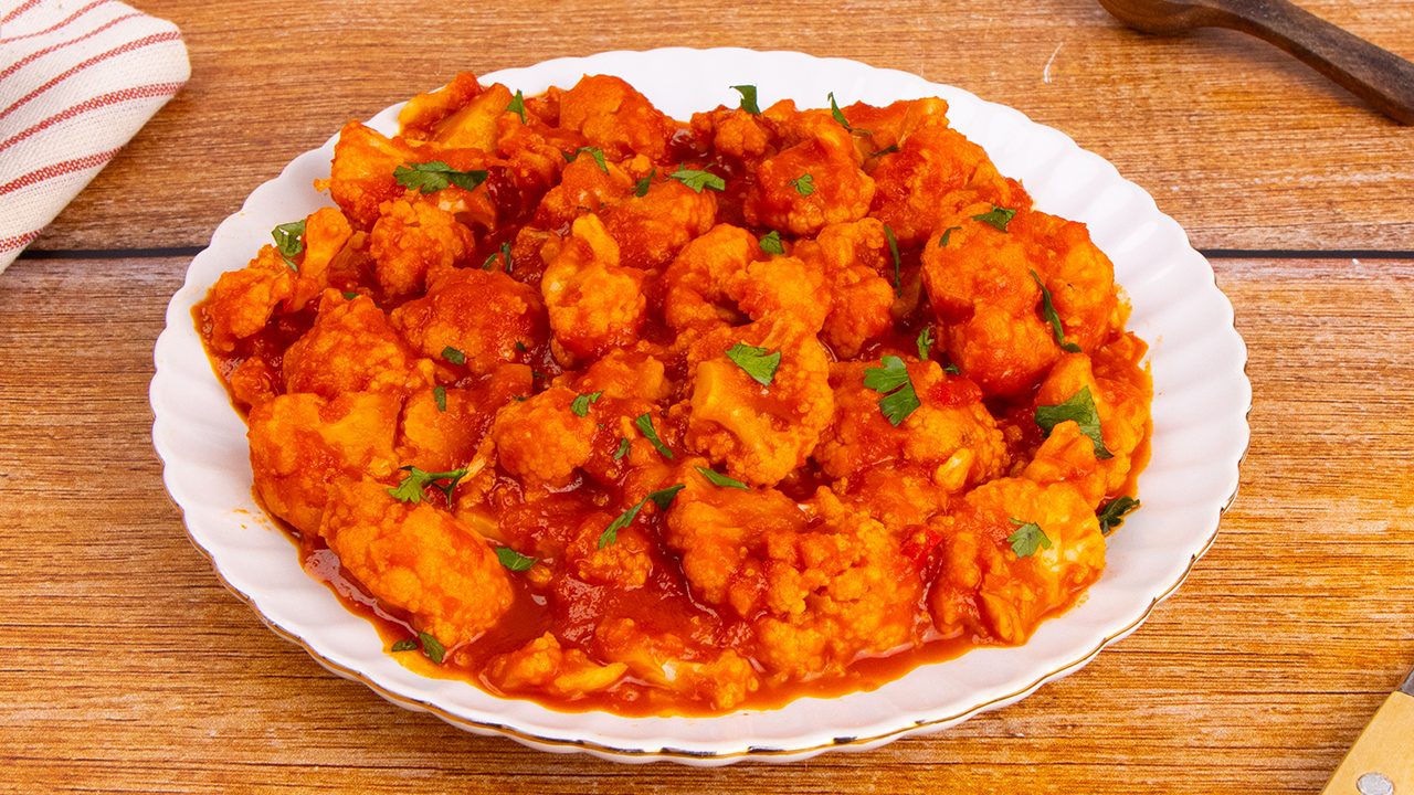 Cavolfiore in umido: la ricetta del contorno con pomodoro