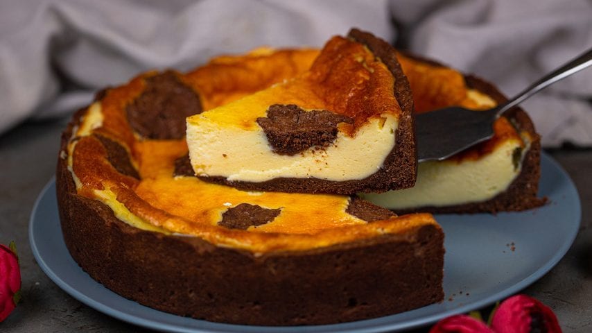 Crostata al cacao: la ricetta del dessert goloso e scenografico