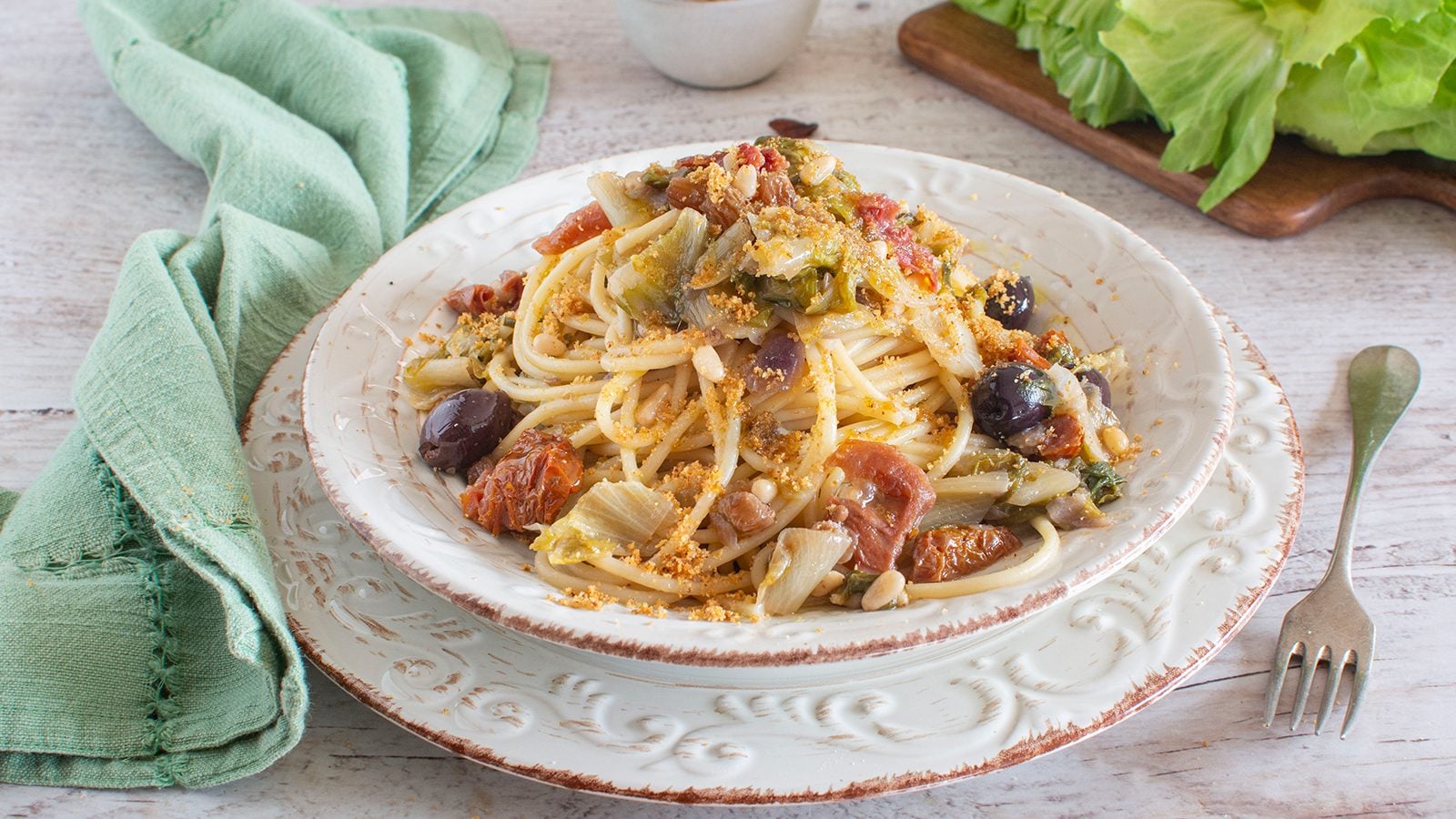 Pasta con la scarola: la ricetta del primo piatto veloce dai sapori mediterranei
