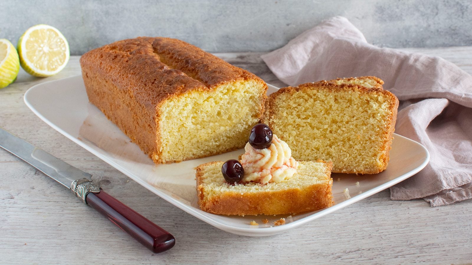 Plumcake al limone di Sal De Riso