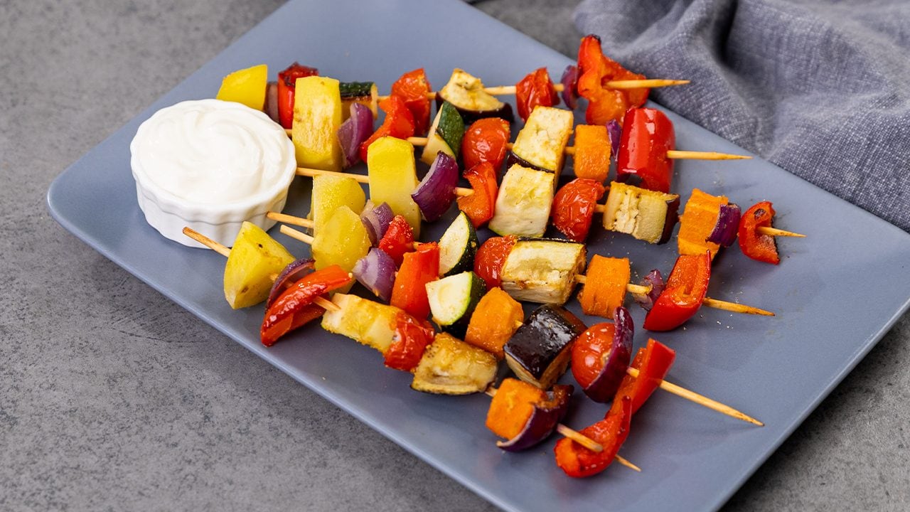 Spiedini di verdure: la ricetta al forno del piatto versatile e colorato