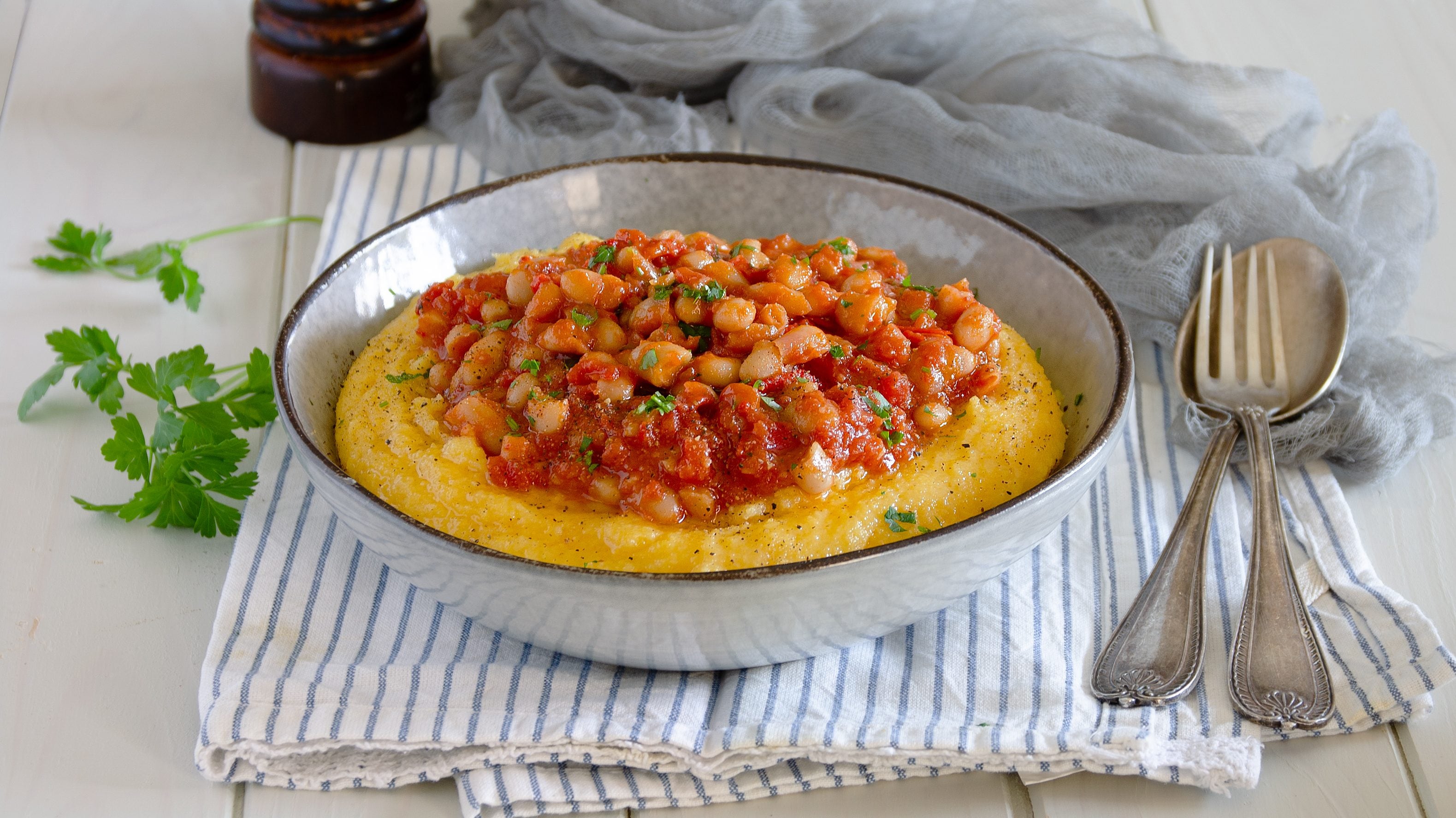 Polenta e fagioli: la ricetta del piatto rustico della tradizione contadina