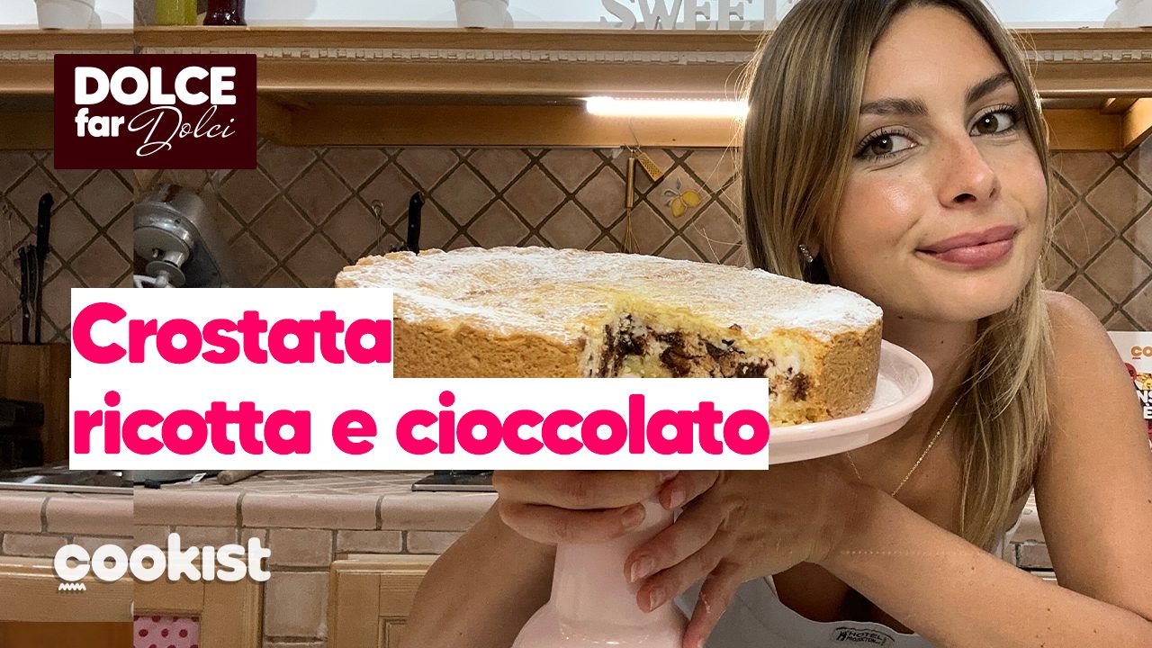 Crostata ricotta e cioccolato: la ricetta del dolce con guscio friabile e golosa farcitura