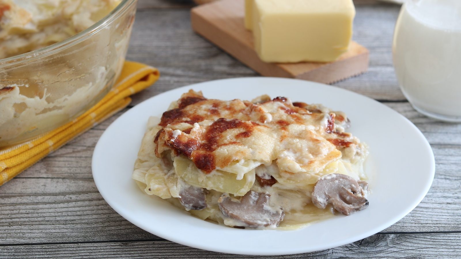 Parmigiana di funghi e patate: la ricetta