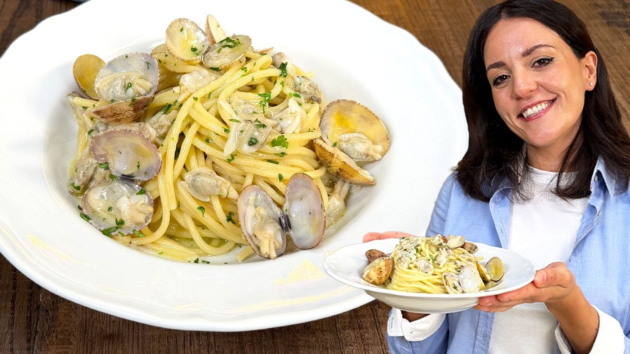 Spaghetti alle vongole: la ricetta del primo di mare della tradizione campana