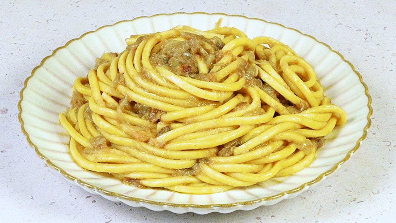 Bigoli in salsa: la ricetta del classico primo piatto veneto