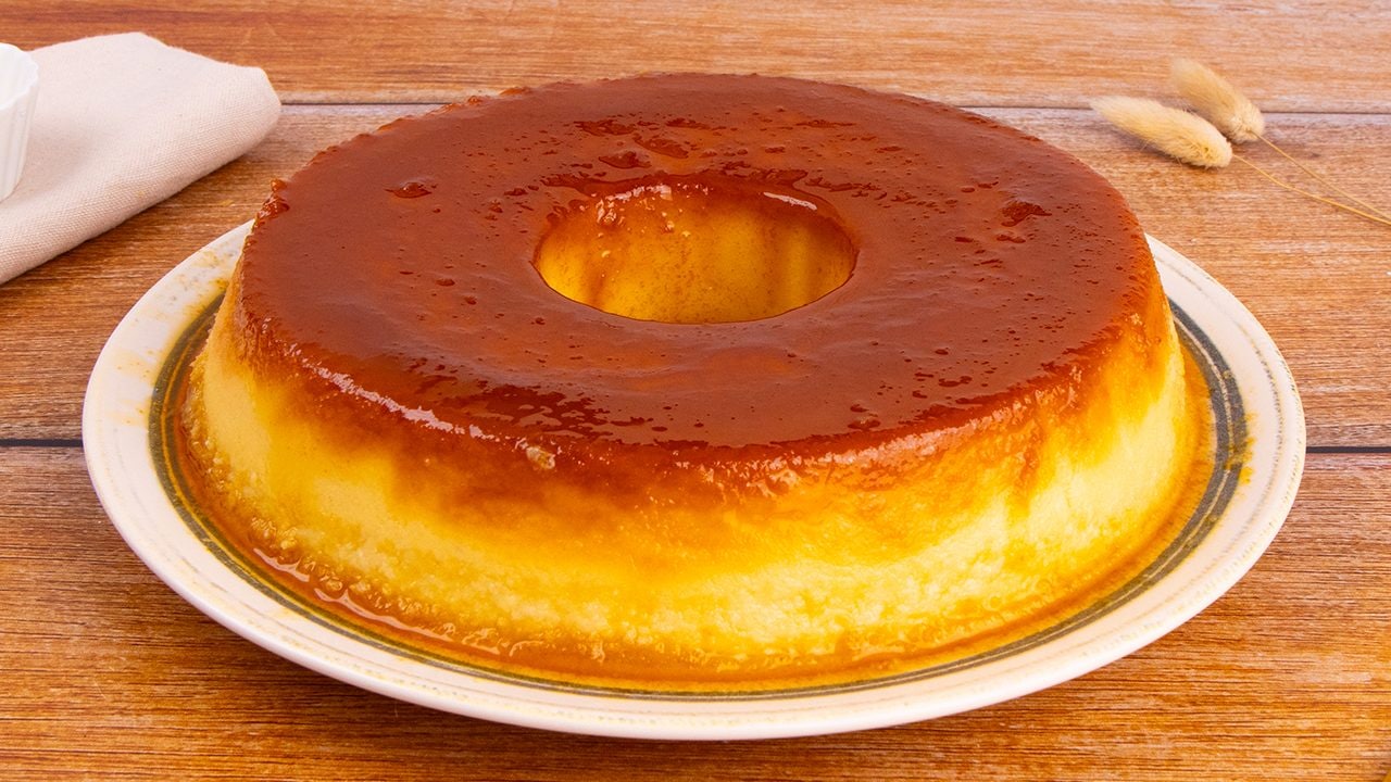 Budino di pane: la ricetta del dessert con pane raffermo e caramello