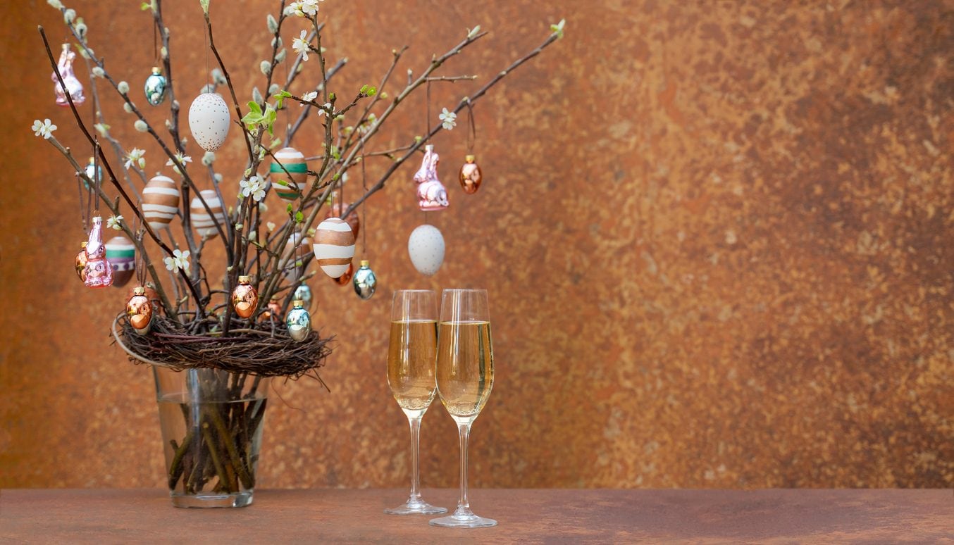 Pasqua a tavola: quali vini abbinare dall’antipasto al dolce