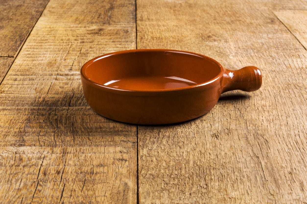 Come pulire le pentole di terracotta: pratiche e consigli per non rovinarle
