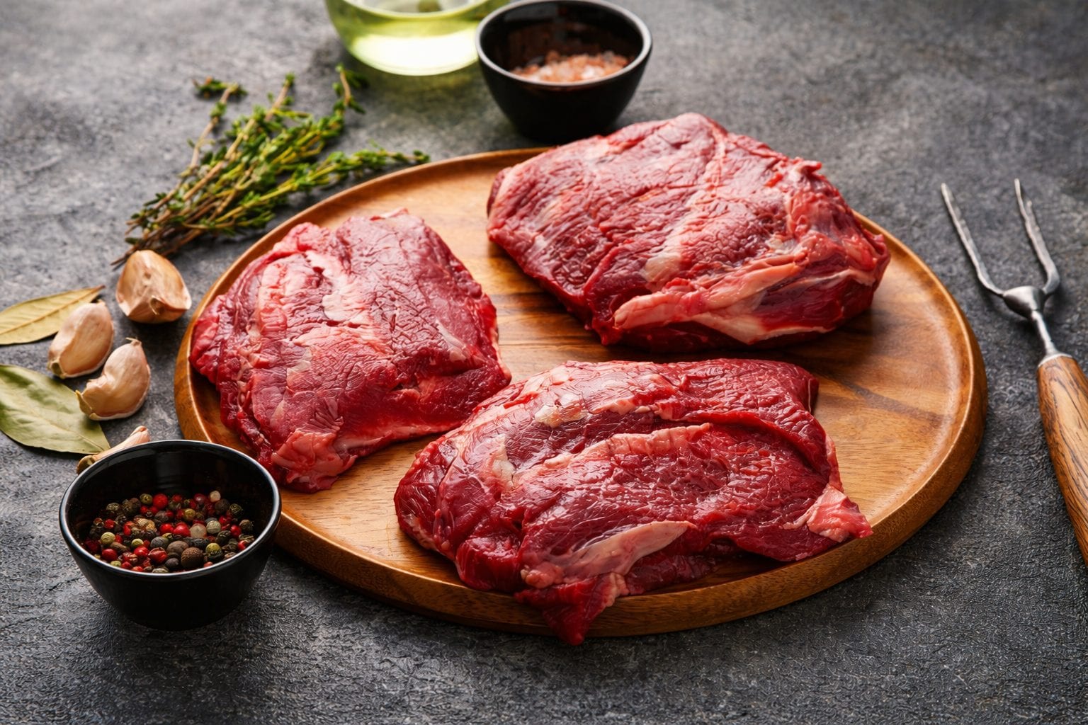 Tutto sulla guancia di manzo: il taglio economico ideale per brasati e stufati
