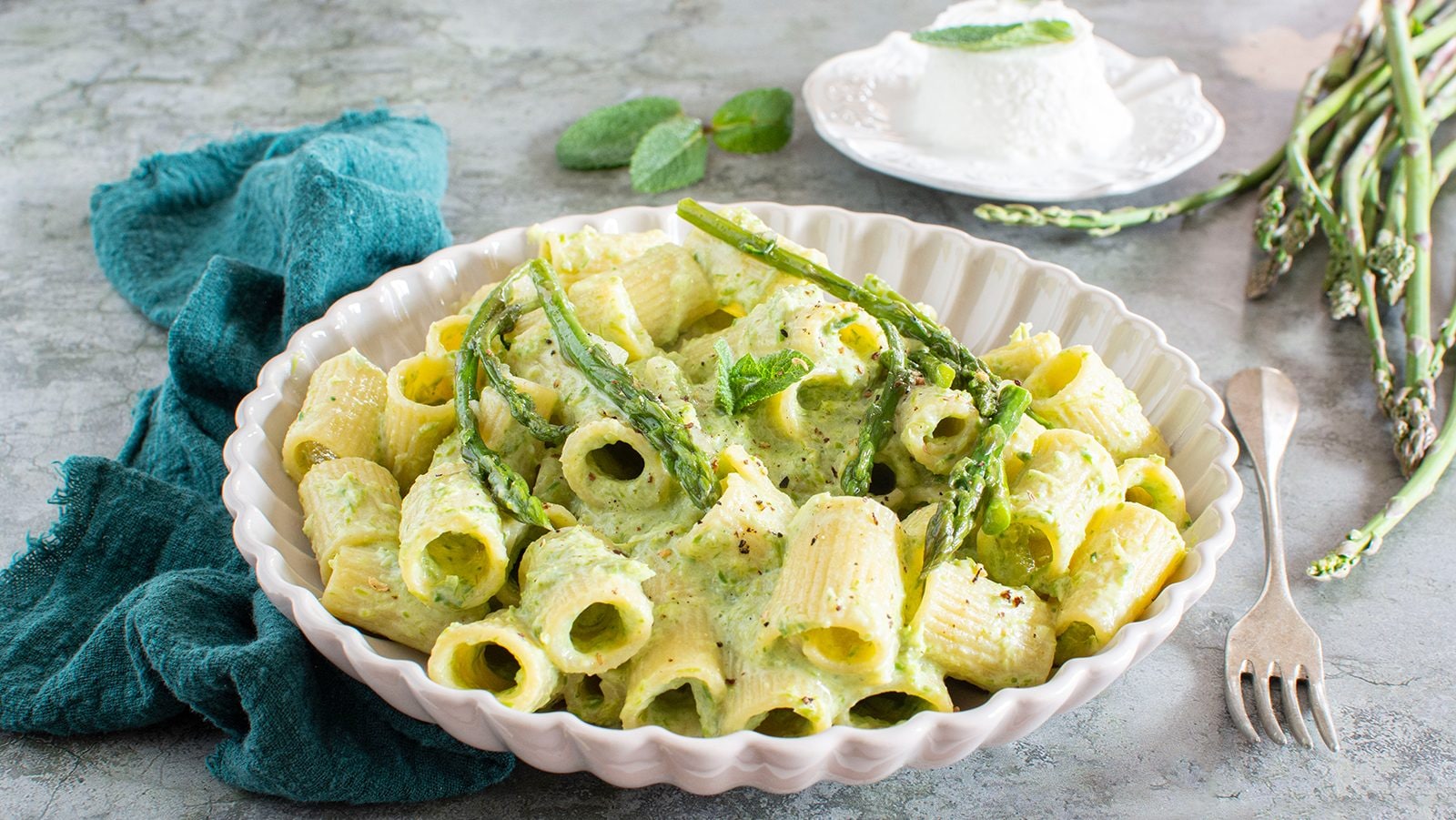 Pasta asparagi e ricotta: la ricetta del primo piatto primaverile
