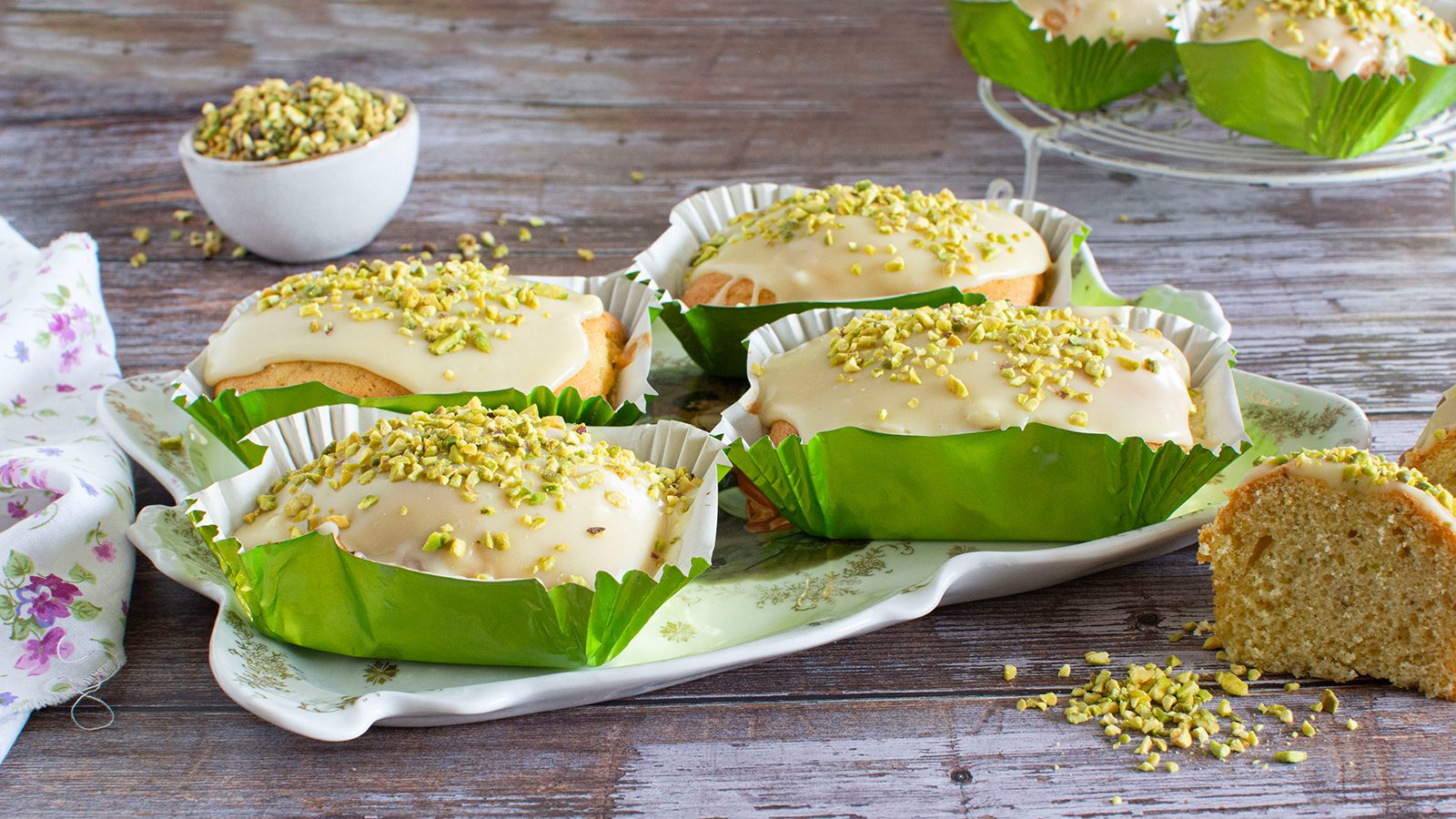 Plumcake al pistacchio: la ricetta del dolce soffice per la colazione e la merenda