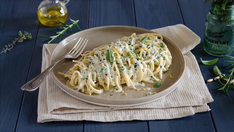 Pasta alle erbe aromatiche