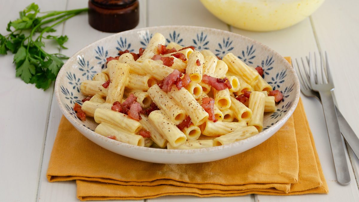 Pasta ricotta zafferano e guanciale