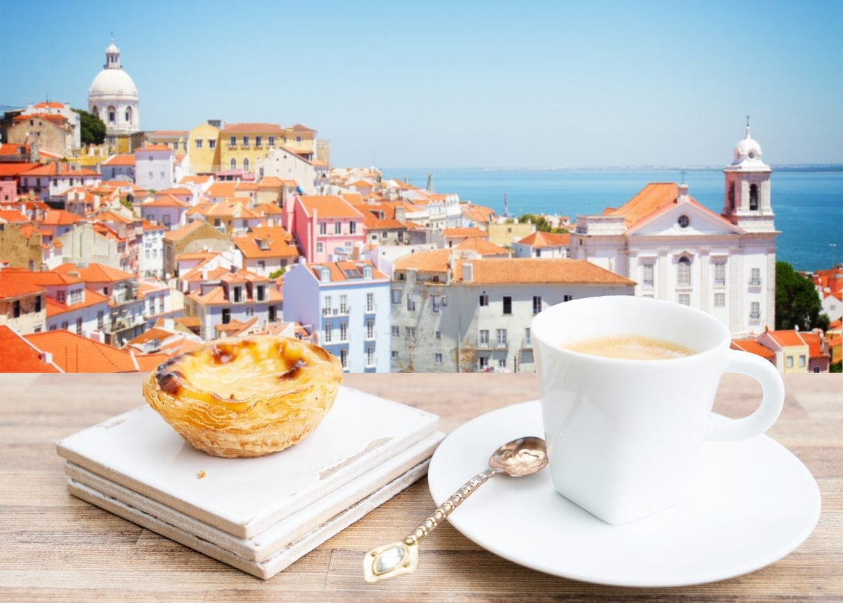 Il caffè carioca: la bevanda “di seconda mano” diventata tradizione a Porto