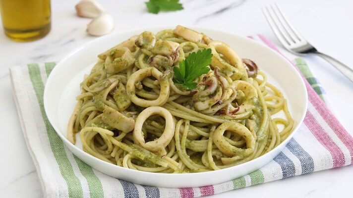 pasta-pesto-e-calamari