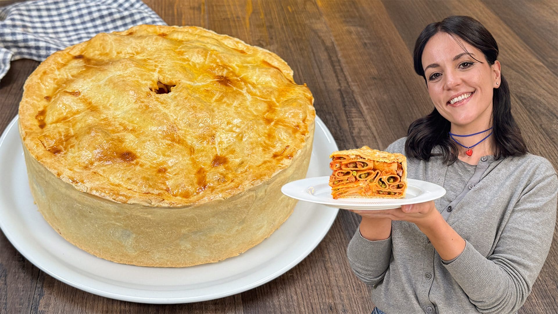 Timballo di pasta: la ricetta con maccheroni al sugo e crosta di pasta brisée