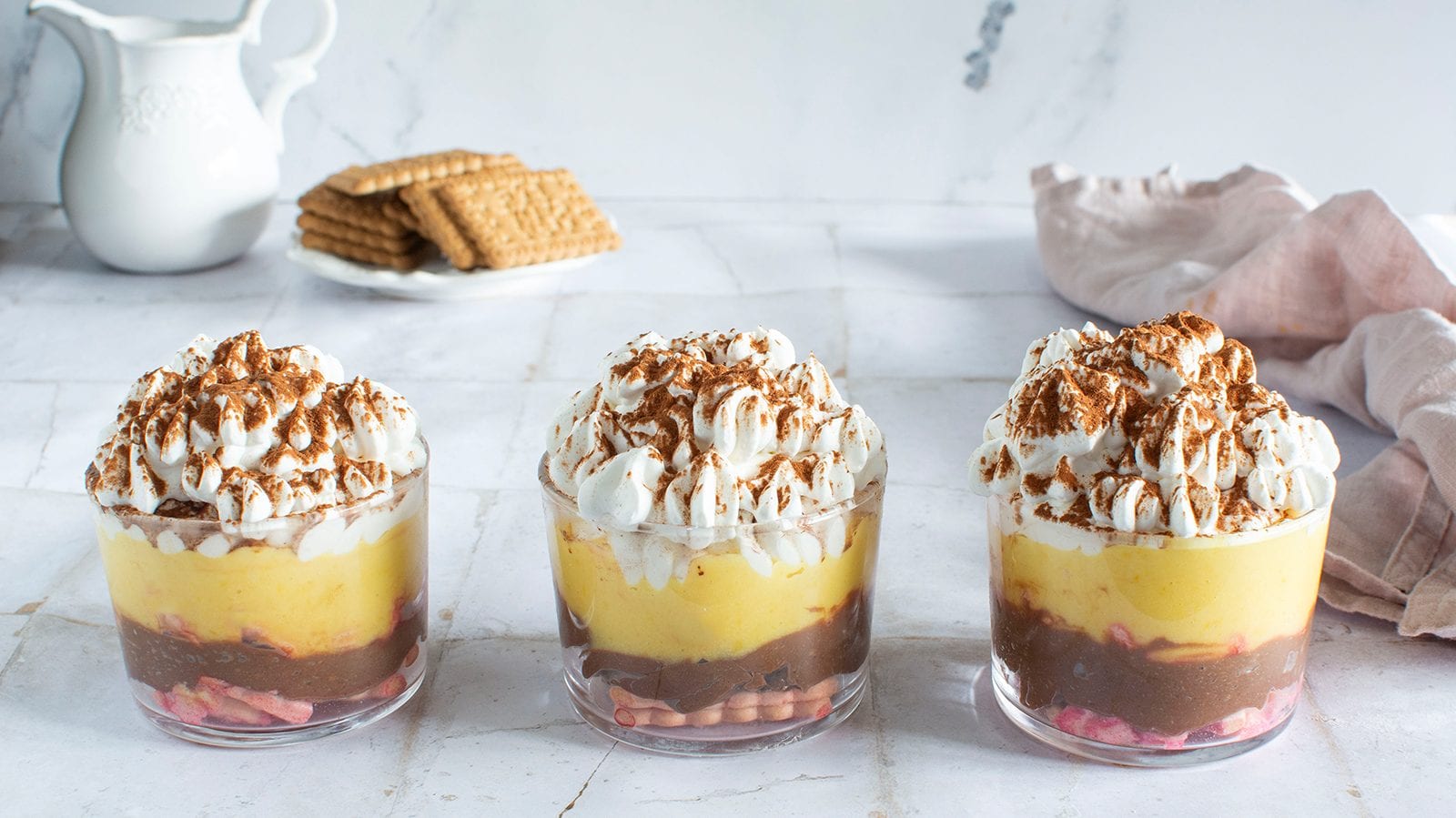 Zuppa inglese di biscotti con crema al gianduia e all'arancia