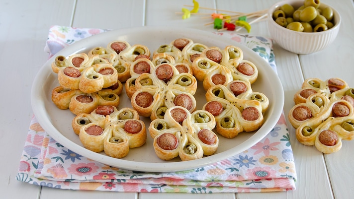 Fiori di pasta sfoglia