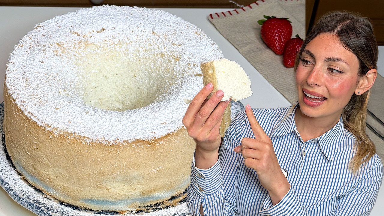 Angel cake: la ricetta della torta americana delicata, super soffice e leggera