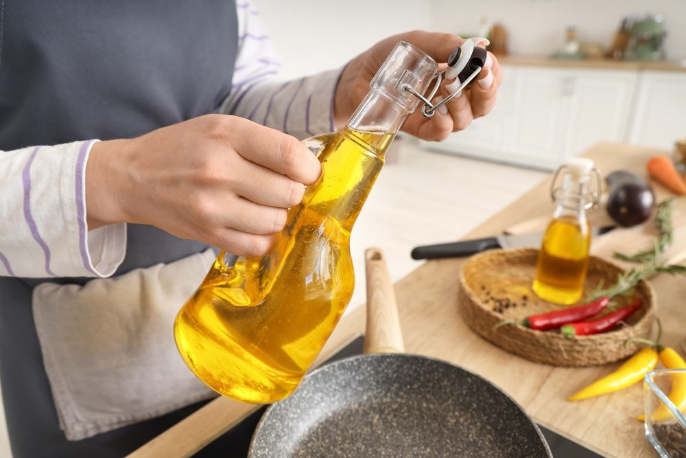 Come sostituire l’olio in cucina: 6 alternative da usare in ricette dolci e salate