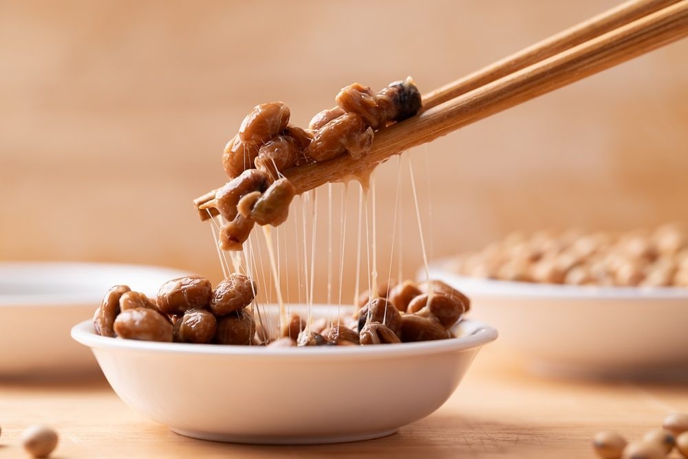 Natto giapponese: i fagioli di soia fermentati tipici della colazione del Sol Levante