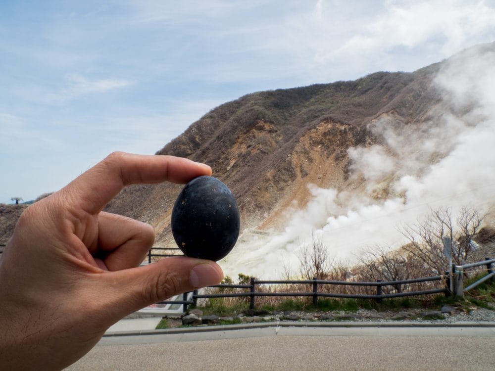 Uova di Hakone: perché le uova nere del Giappone sono diventate così famose
