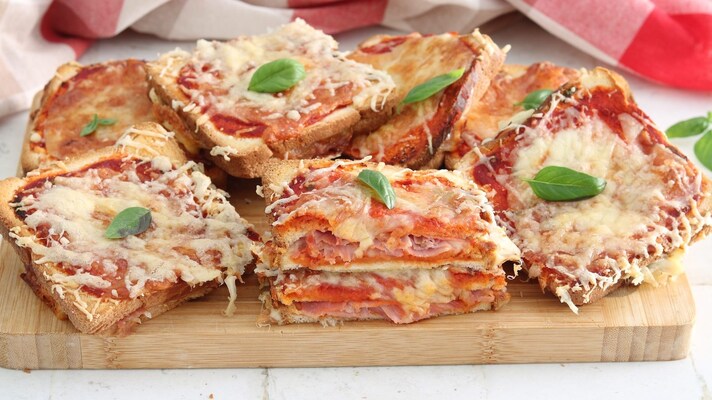 pizza-toast-in-friggitrice-ad-aria