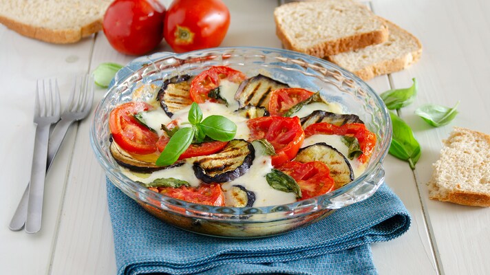 Melanzane alla caprese al forno