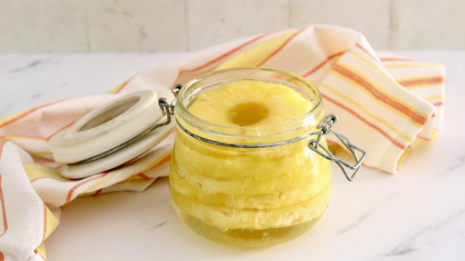 Ananas sciroppato: la ricetta per farlo in casa