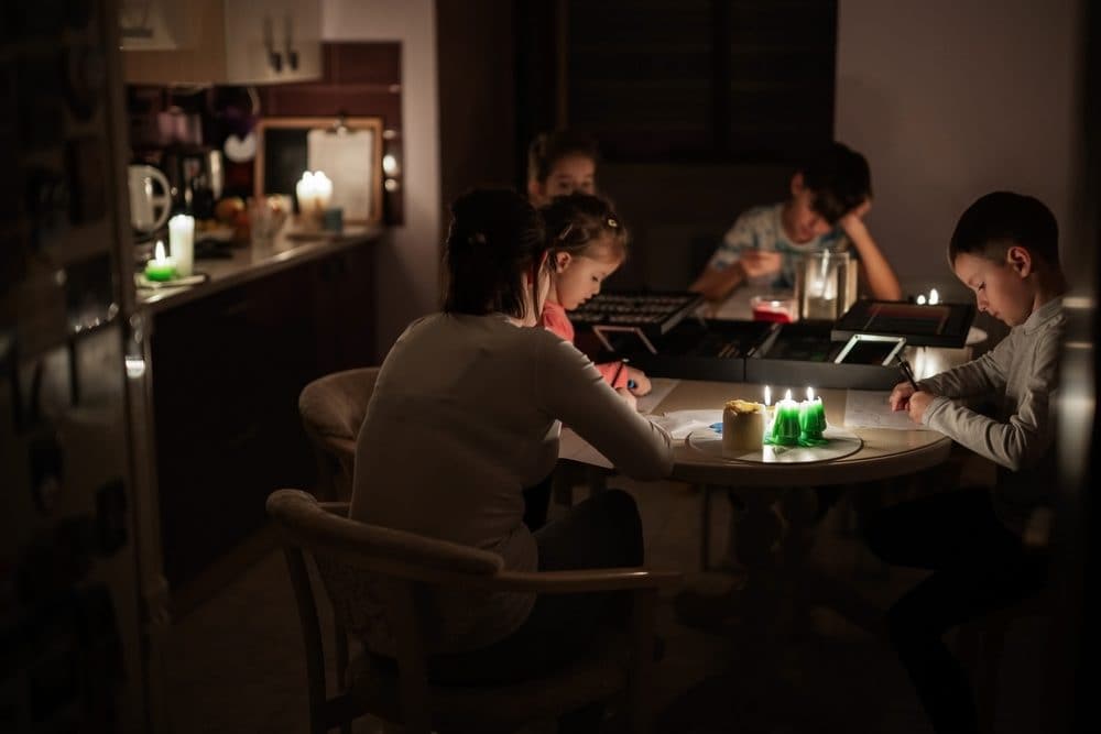 Blackout e cibo: cosa fare con frigo e freezer senza corrente