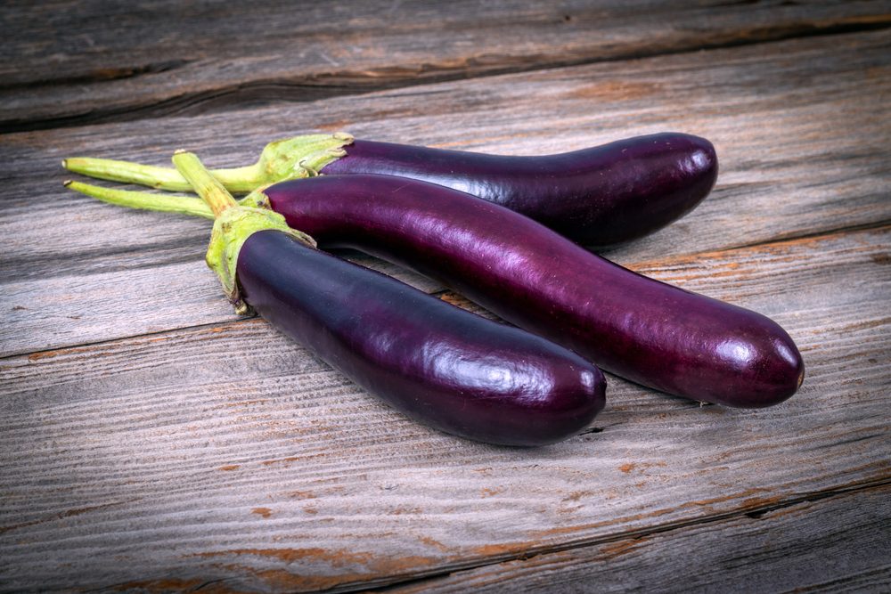 Melanzane lunghe, dalla violetta alla nera: come sono fatte e quali ricette le valorizzano
