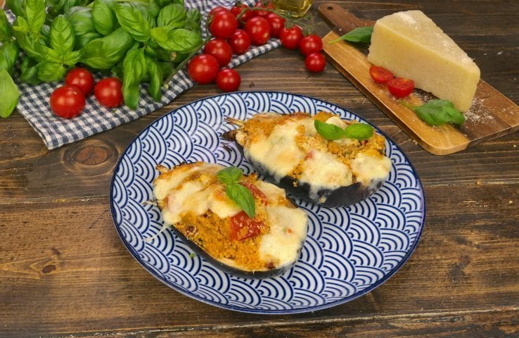 Melanzane ripiene di cous cous: la ricetta del piatto gustoso e filante