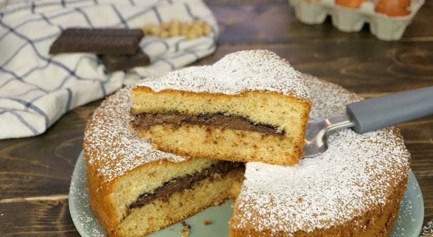 Torta soffice con doppia cottura: la ricetta del dessert facile e goloso