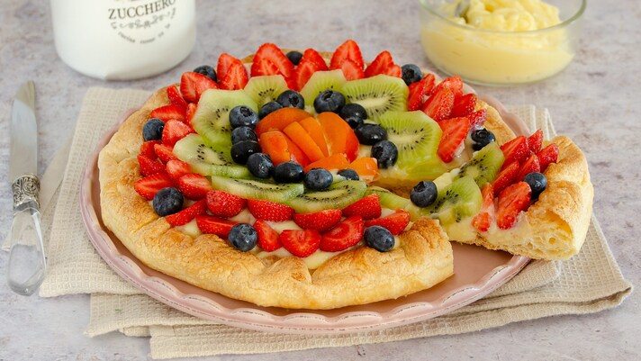 Crostata di sfoglia veloce alla frutta