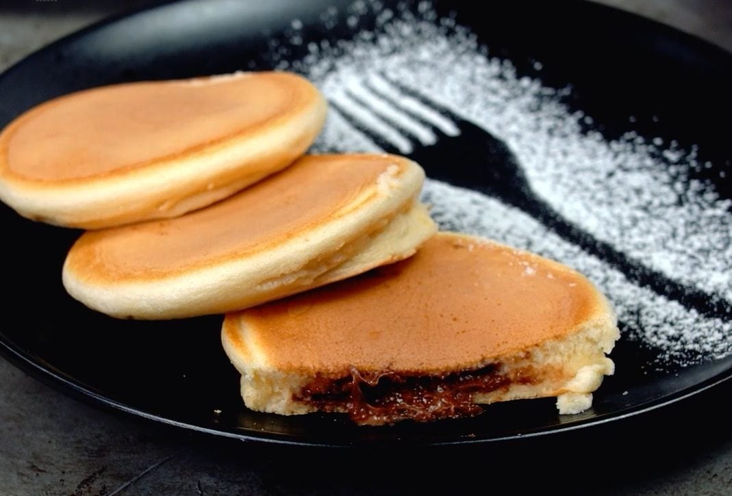 Pancakes ripieni: la ricetta dei dolcetti golosi perfetti per la colazione