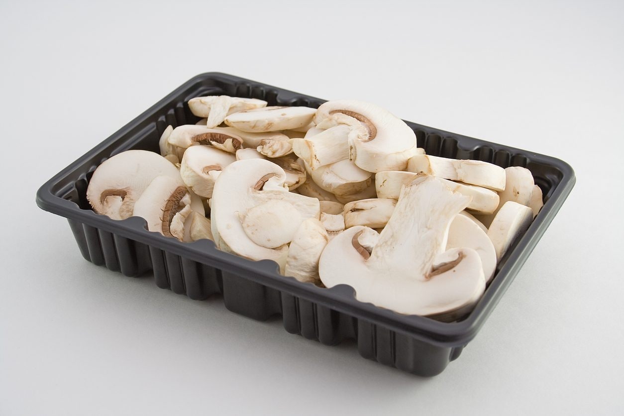 Perché è meglio non comprare i funghi già tagliati
