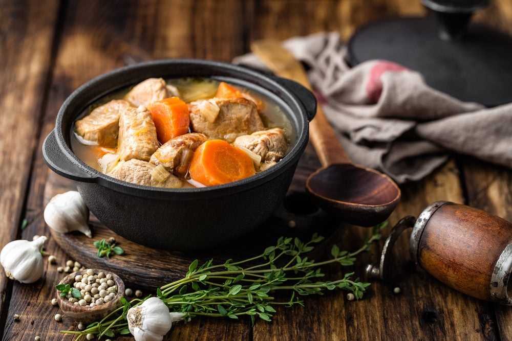 Pentole in ghisa: perché sono così apprezzate in cucina e quando conviene usarle