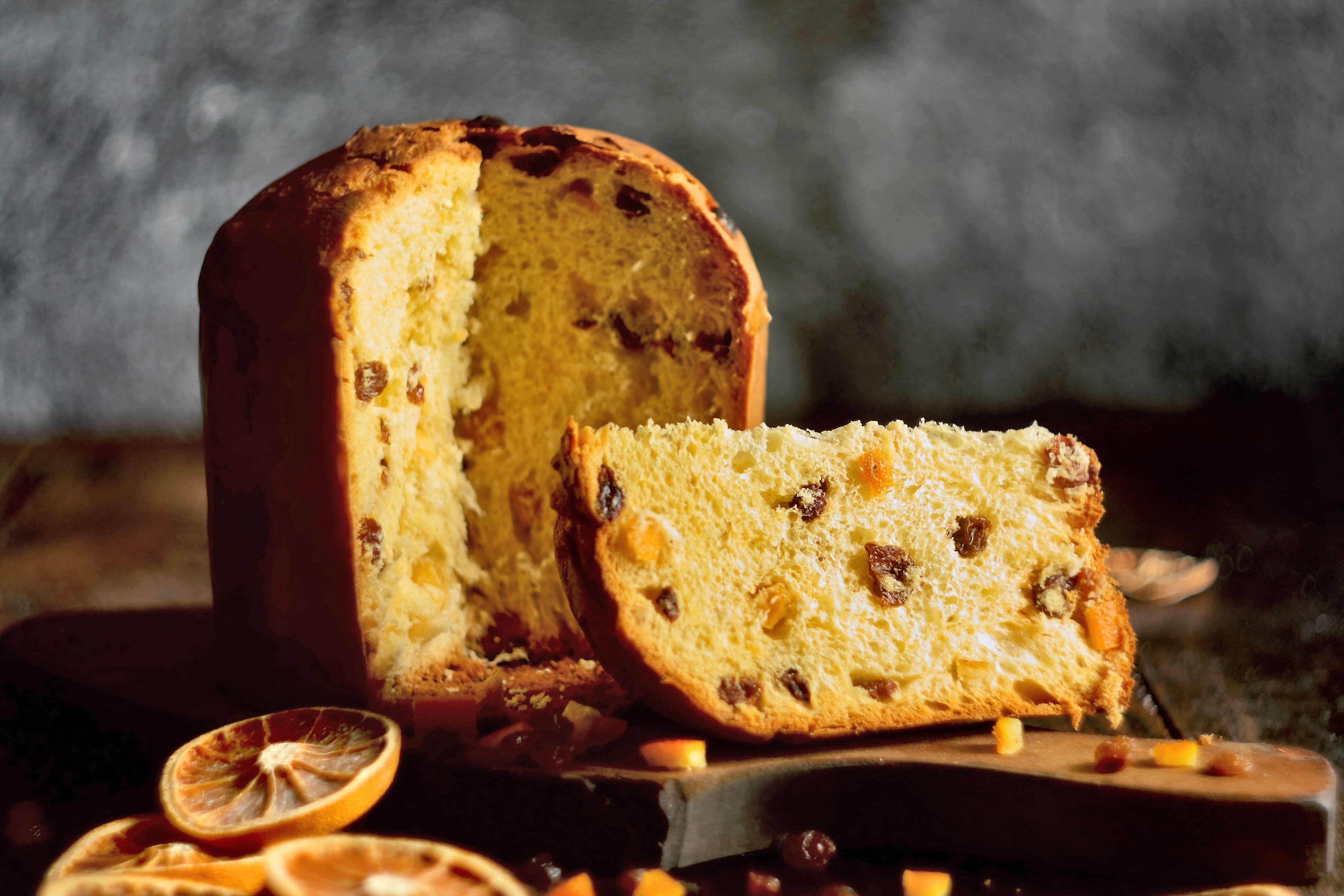 Olio al posto del burro e nuova etichetta: così potrebbe cambiare il panettone