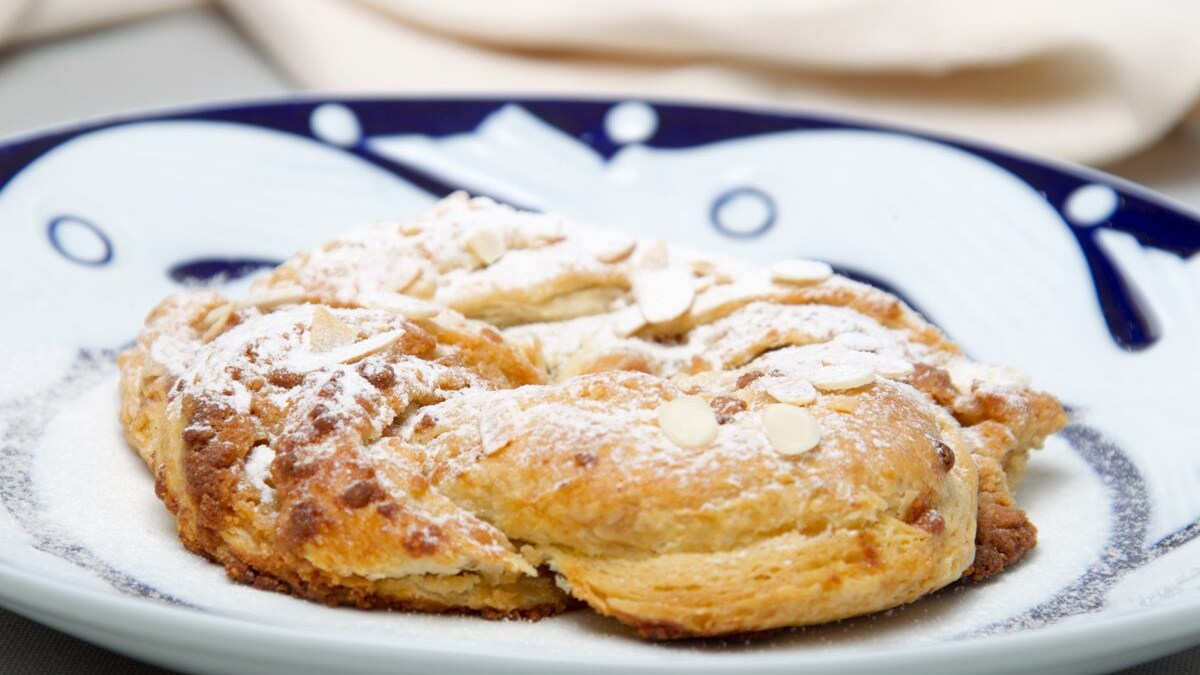 marzipan kringle