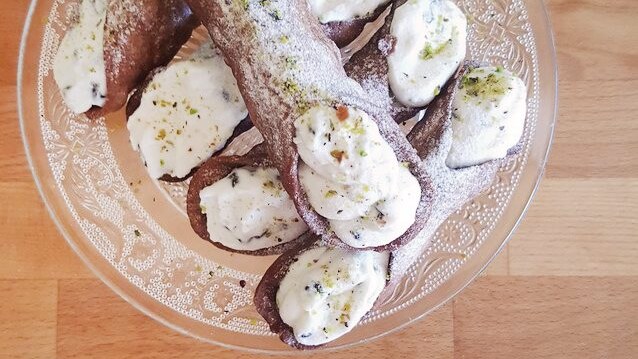 sicilian cannoli