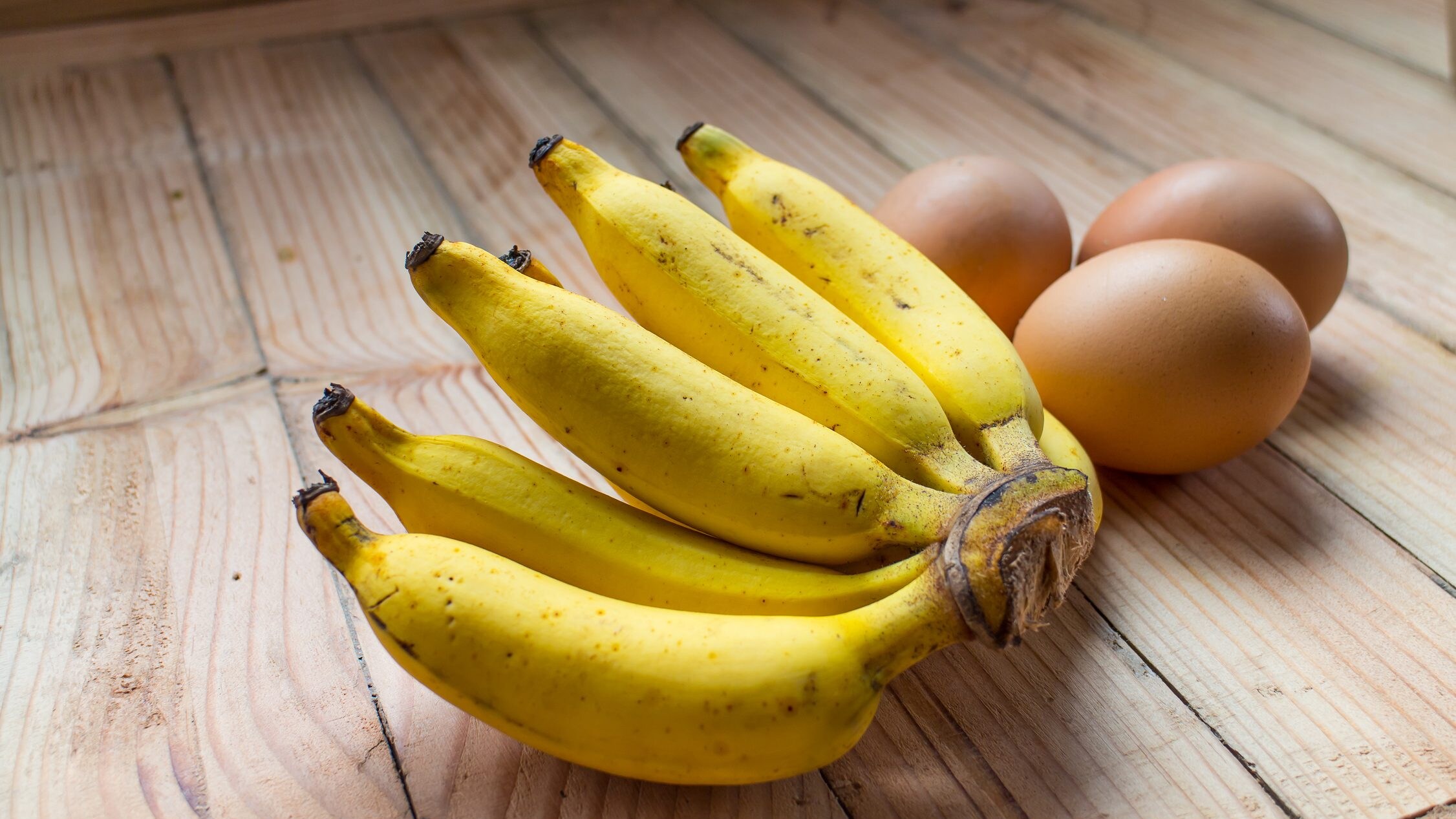 Banane e uova