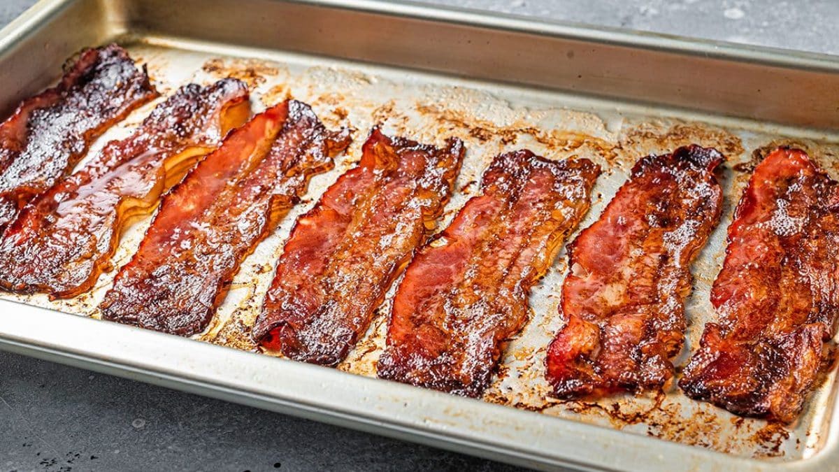 How to Cook Bacon in the Oven - NeighborFood