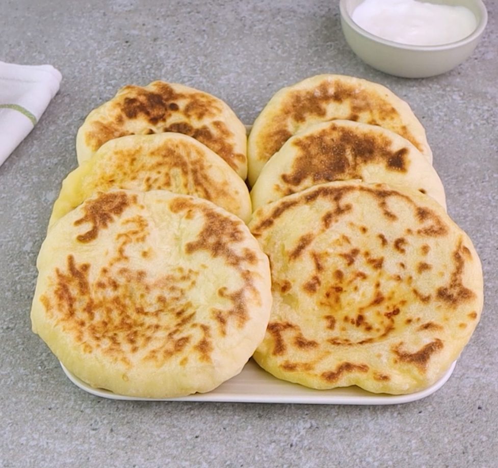 Cheese naan bread: the easiest recipe ever