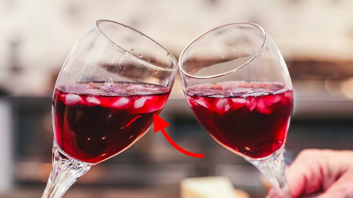 When Is It Okay to Add Ice To Wine?