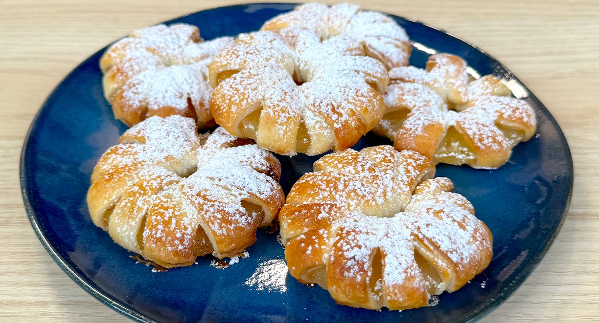 Easy Delicious Pineapple Puff Pastry Wrappers