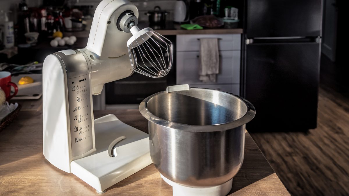 How to Adjust a Kitchenaid Stand Mixer: Expert Tips Made Easy