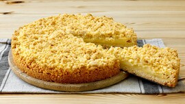 lemon crumble cake