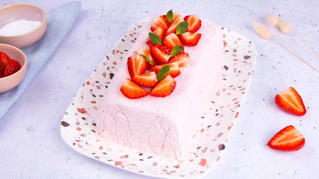 strawberry semifreddo