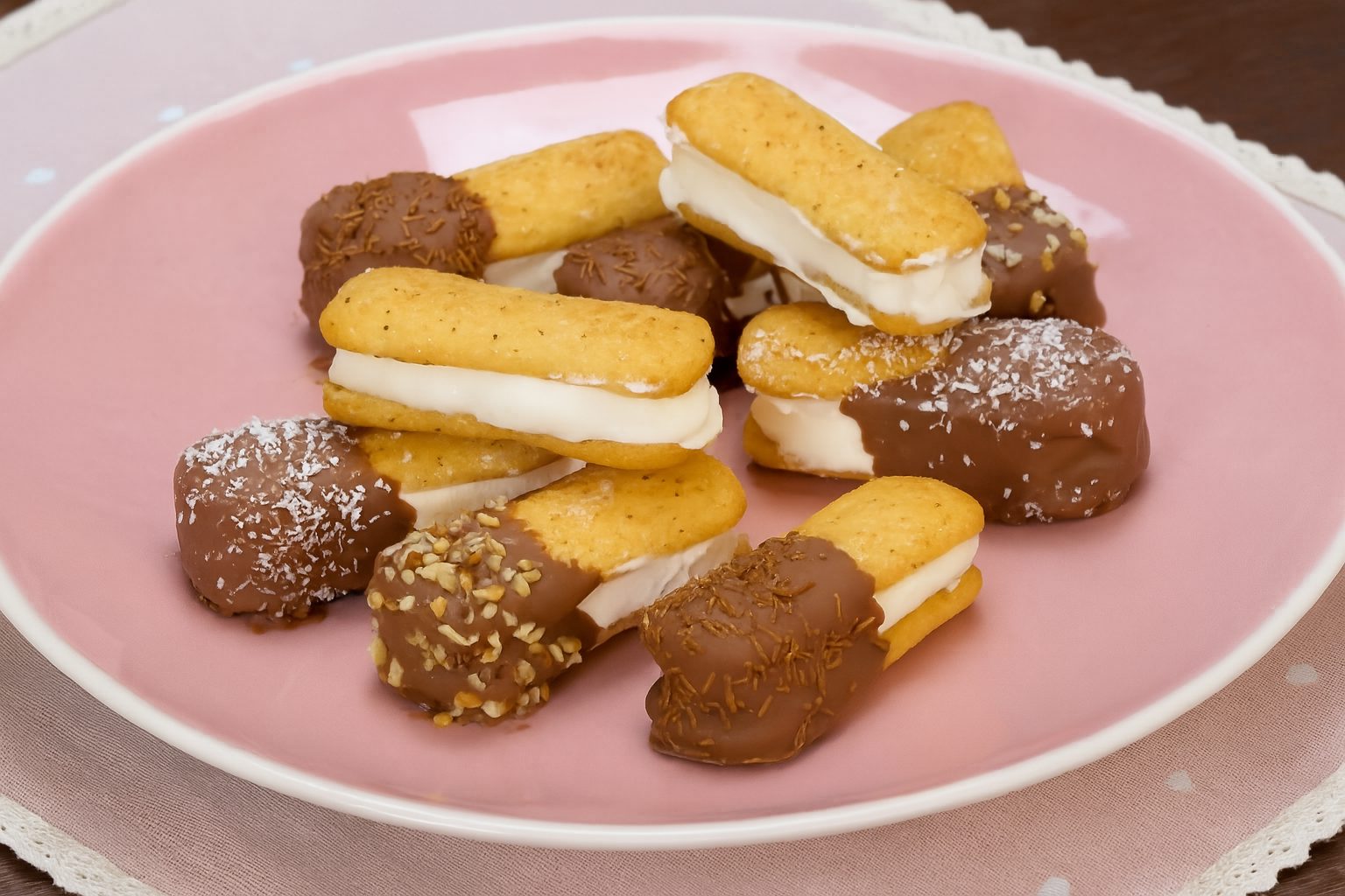 mini ice cream sandwiches